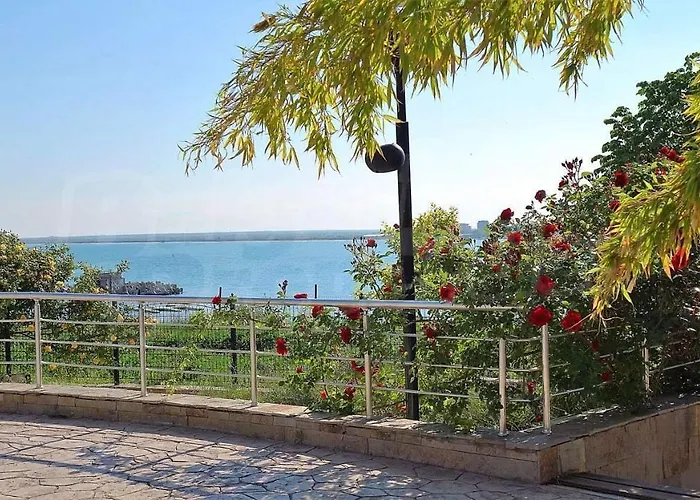 аpartments Comfort -marina Cape * Ахелой