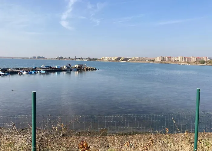 Апартамент аpartments Comfort -marina Cape *