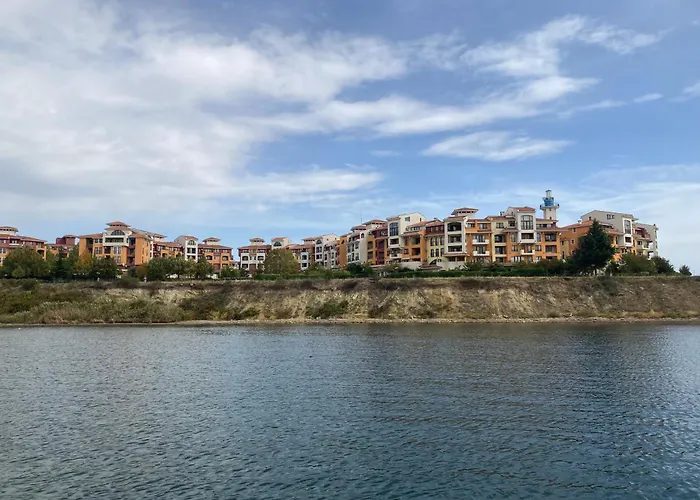 аpartments Comfort -marina Cape Ахелой